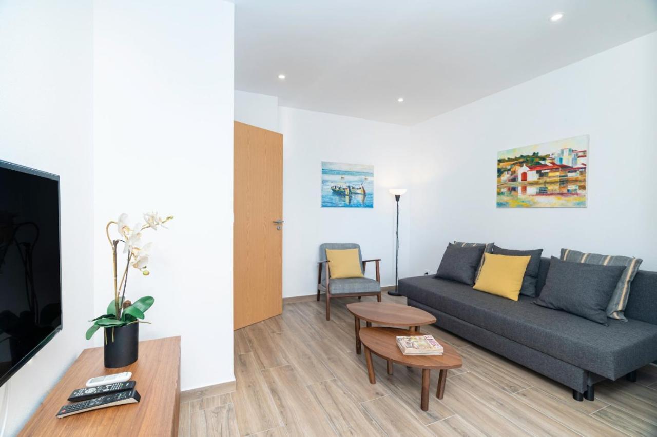 1007 Clube Rocha Lic Nr 55298 Al Apartment