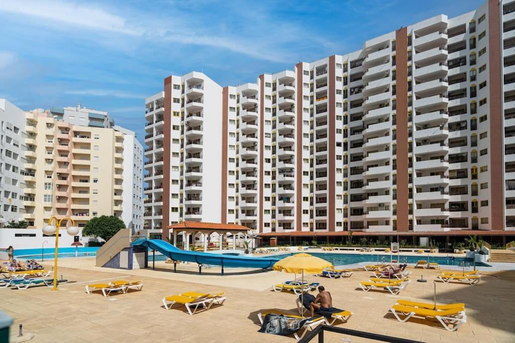 1007 Clube Rocha Lic Nr 55298 Al Apartment
